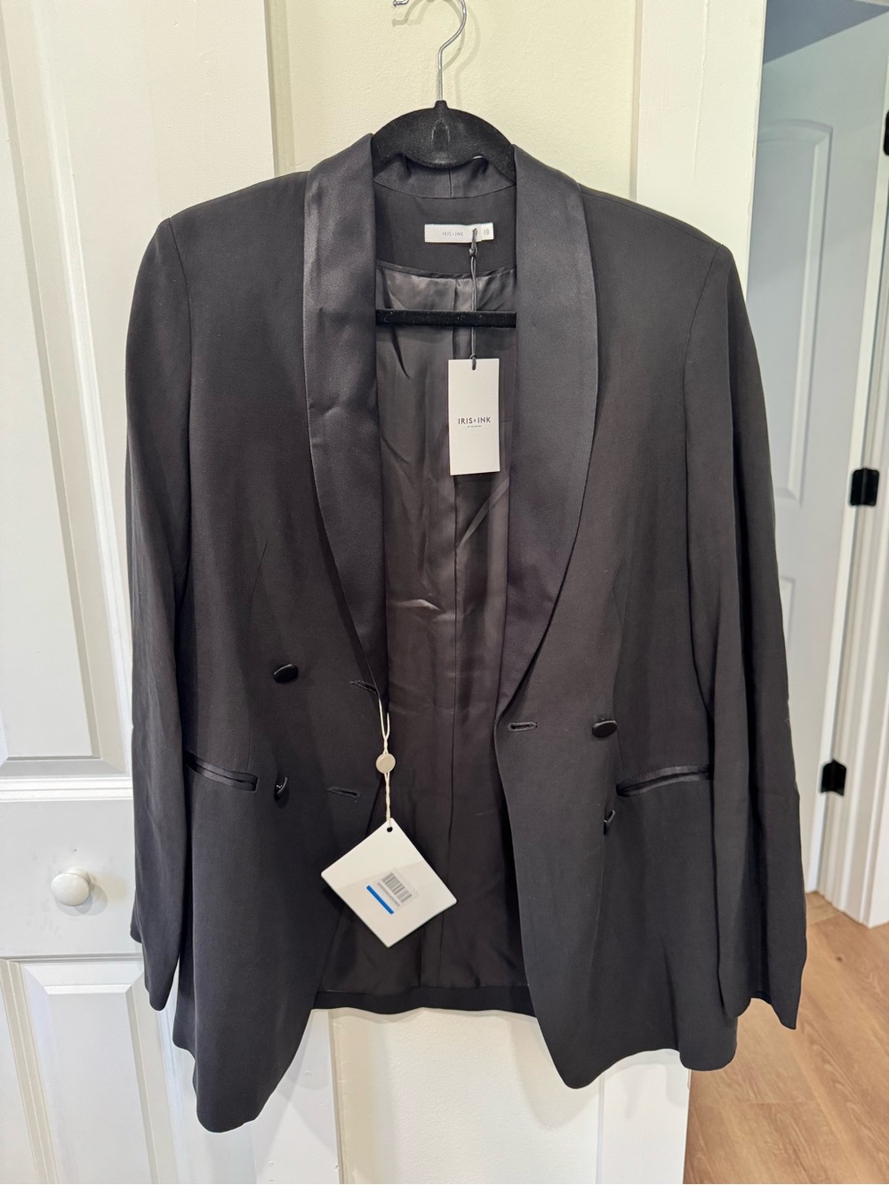 Iris & Ink Black Satin-Trim Double-Breasted Blazer